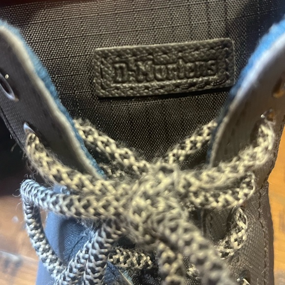 Dr. Martens Junior Combs Black and Blue Utility Combat Boots Boys Size 4 - Picture 11 of 14